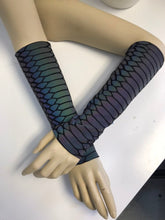 Load image into Gallery viewer, SLITHER | REFLECTIVE | Gloves, Festival Accessories, Rave Gloves