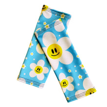 Load image into Gallery viewer, HAPPY DAISY | Ready to Ship | Gloves, Festival Accessories, Rave Gloves