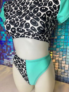 BLUE happy | Underboob Crop Top, Women's Festival Top, Rave Top, Turtleneck