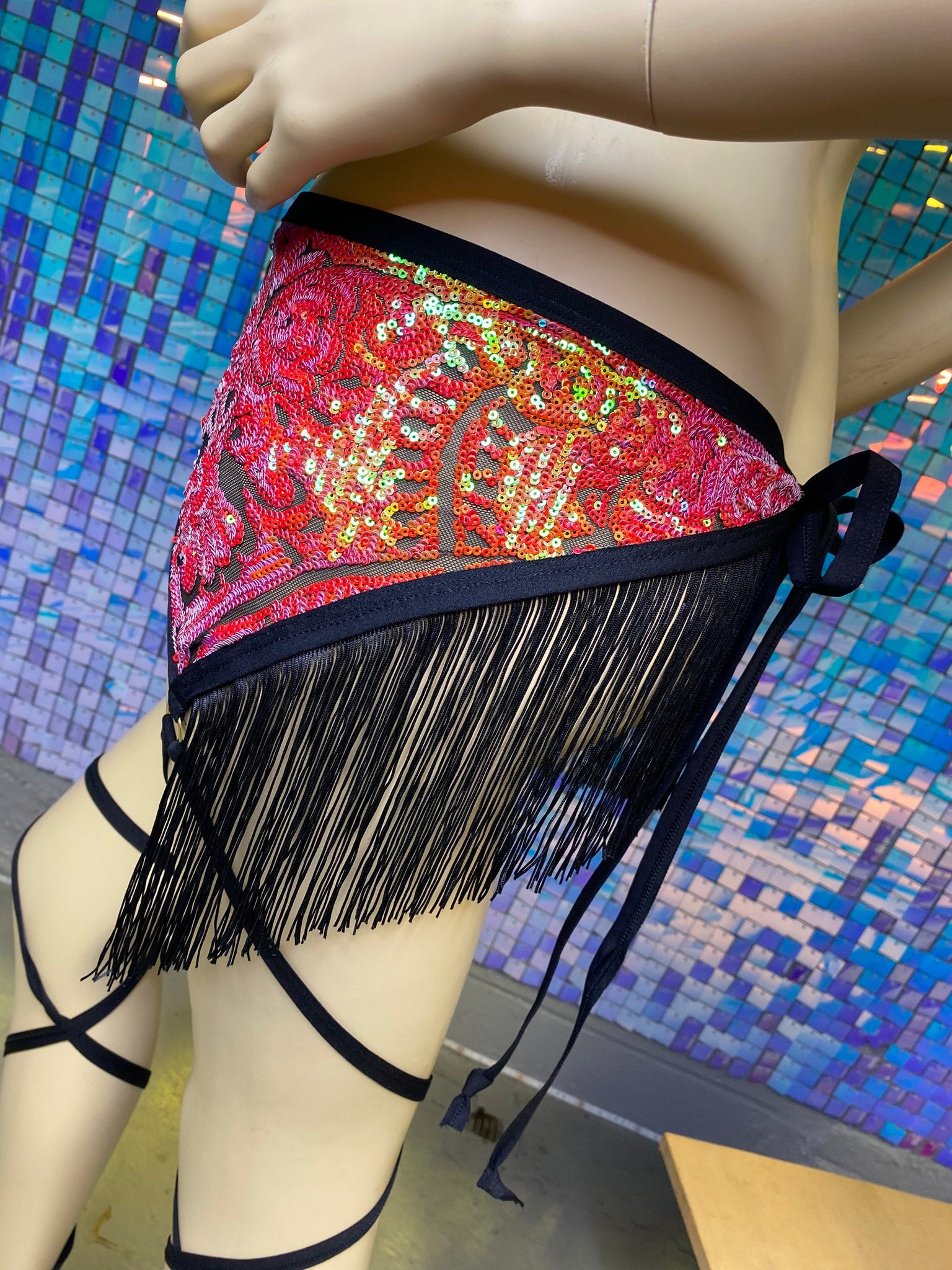 RED SEQUIN | Sheer Sequin Fringe and Chain Leg Wrap Garter Belt Size M The Lyte Couture RED SEQUIN | Sheer Sequin Fringe and Chain Leg Wrap Garter Belt Size M The Lyte Couture