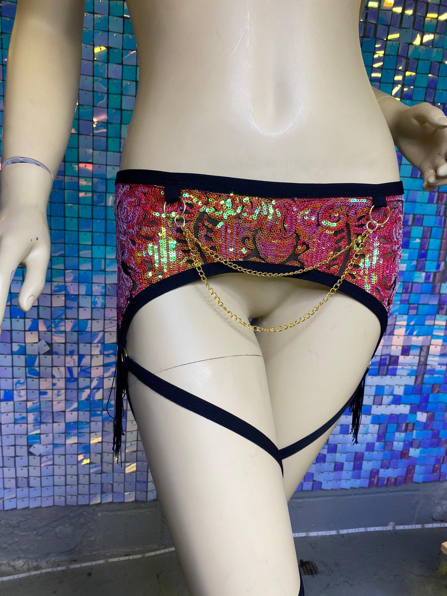 RED SEQUIN | Sheer Sequin Fringe and Chain Leg Wrap Garter Belt Size M The Lyte Couture RED SEQUIN | Sheer Sequin Fringe and Chain Leg Wrap Garter Belt Size M The Lyte Couture